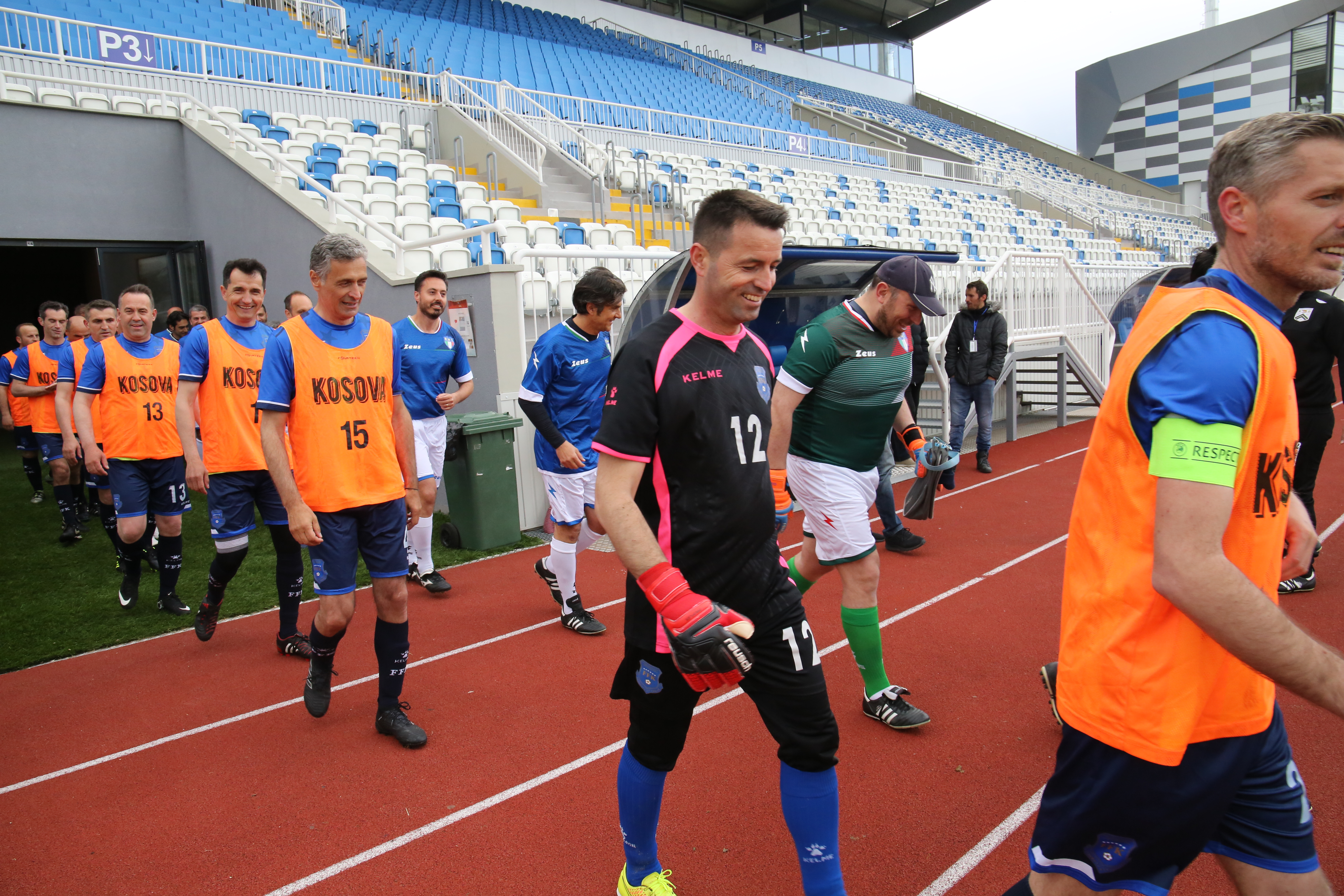 Përfaqësuesit e sistemit prokurorial dhe gjyqësor të Kosovës zhvilluan një ndeshje futbolli me përfaqësuesit e sistemit gjyqësor të Italisë