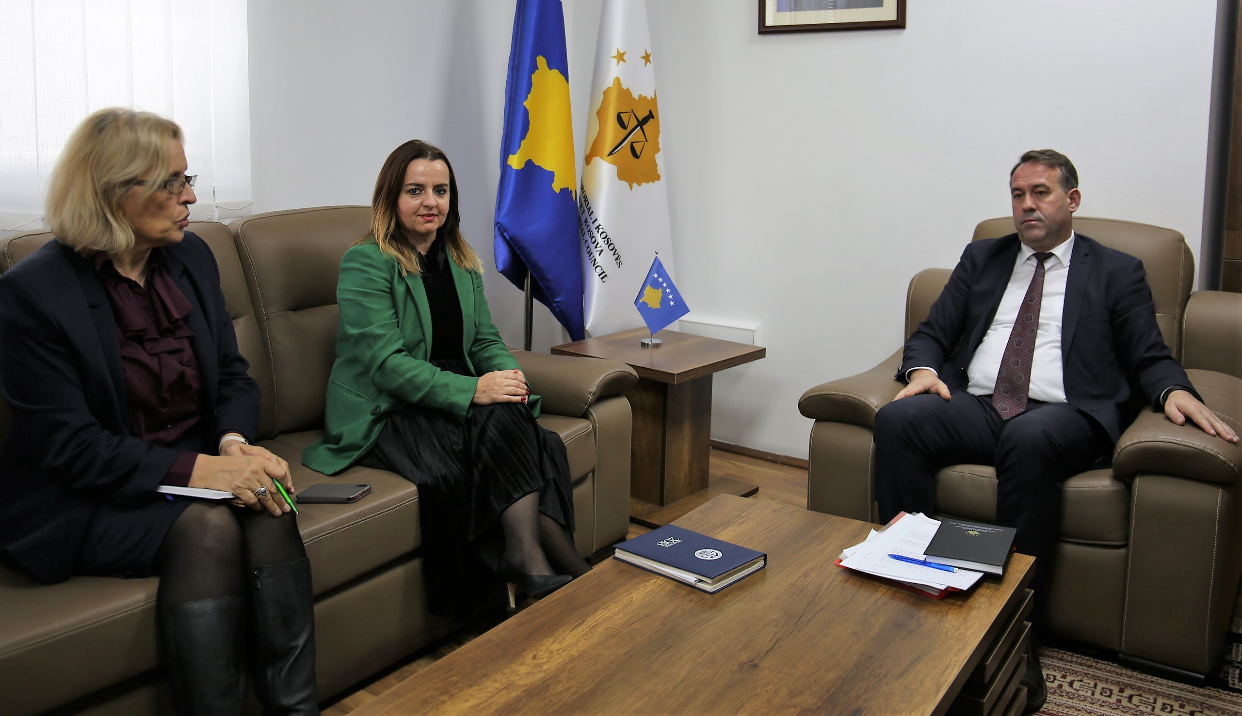 Vlerësohet puna e Forumit të Gjyqtarëve dhe Prokurorëve të Kosovës