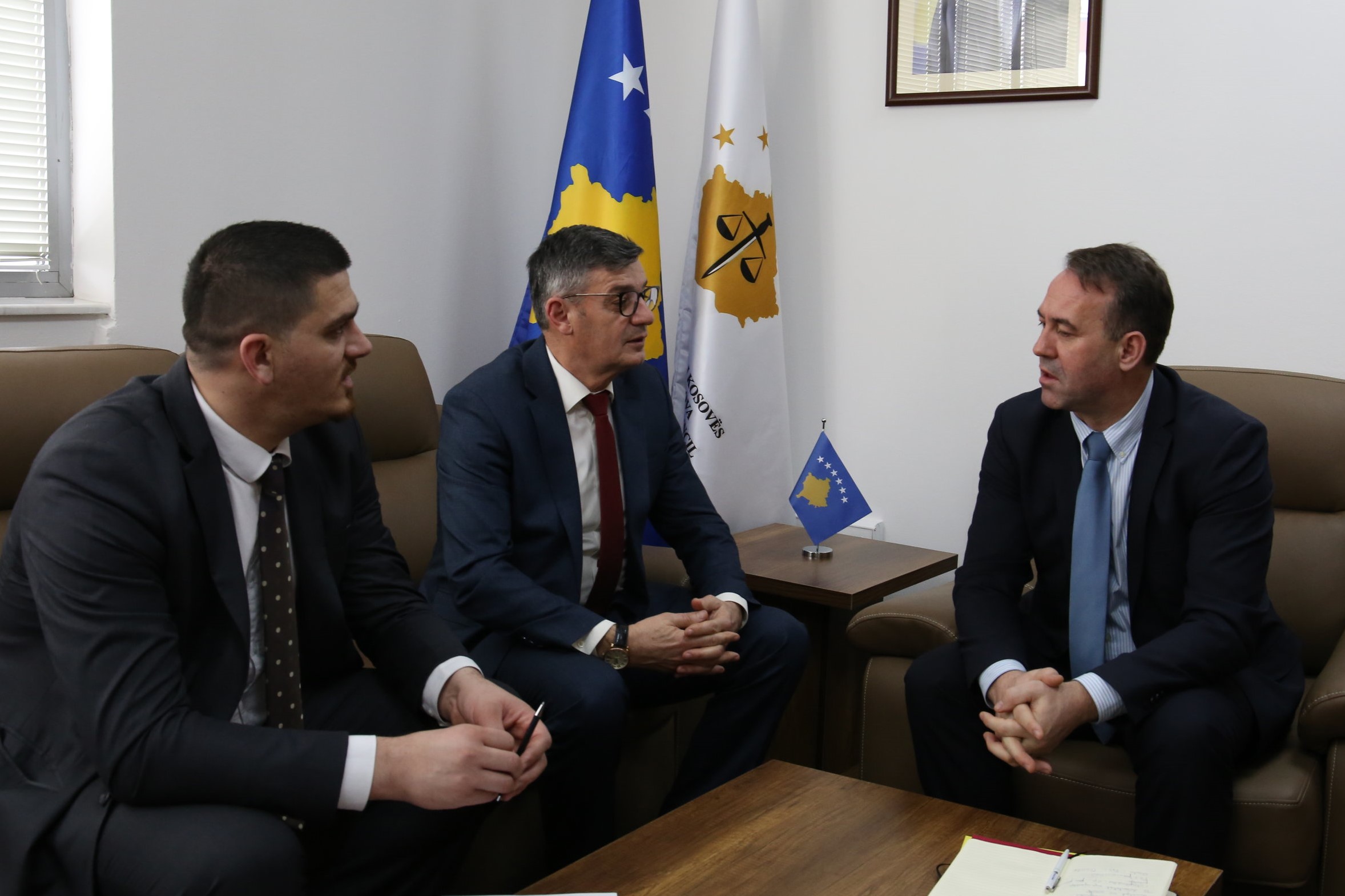 Kryesuesi i Këshillit Prokurorial priti në takim kryetarin e Odës së Avokatëve të Kosovës