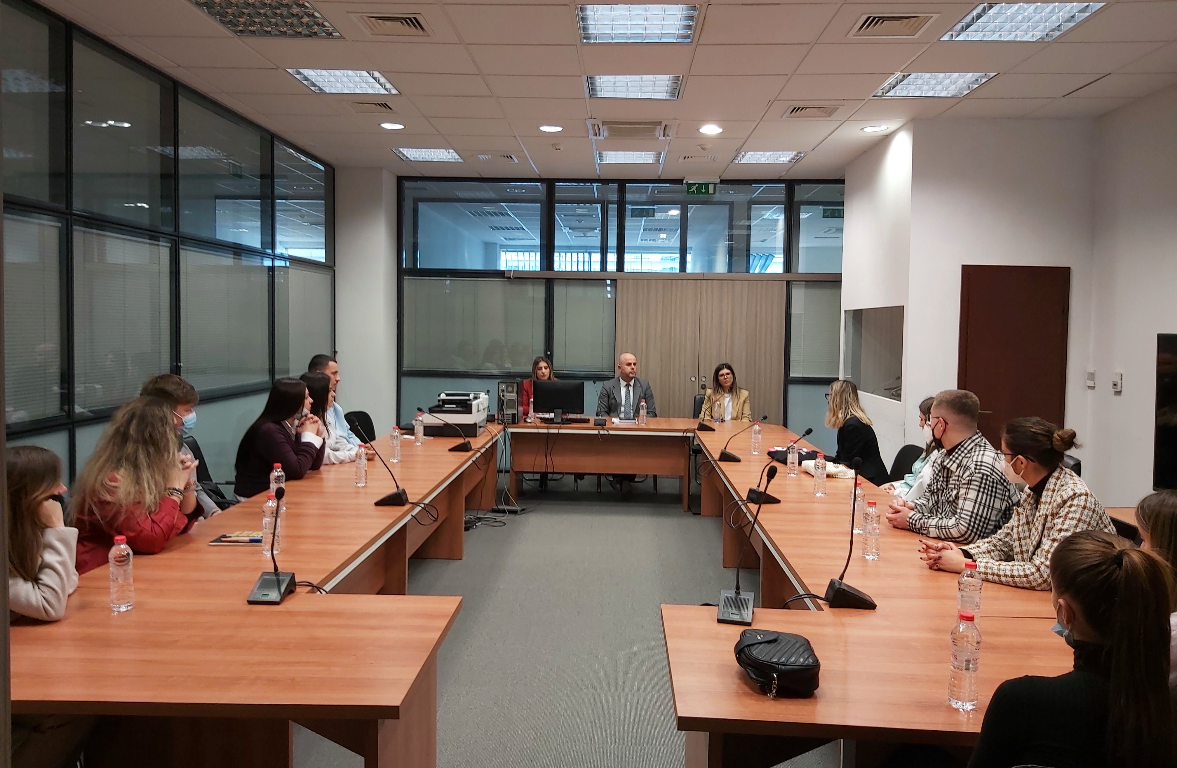 Studentët e Fakultetit Juridik të UP-së vizituan Prokurorinë Themelore në Prishtinë