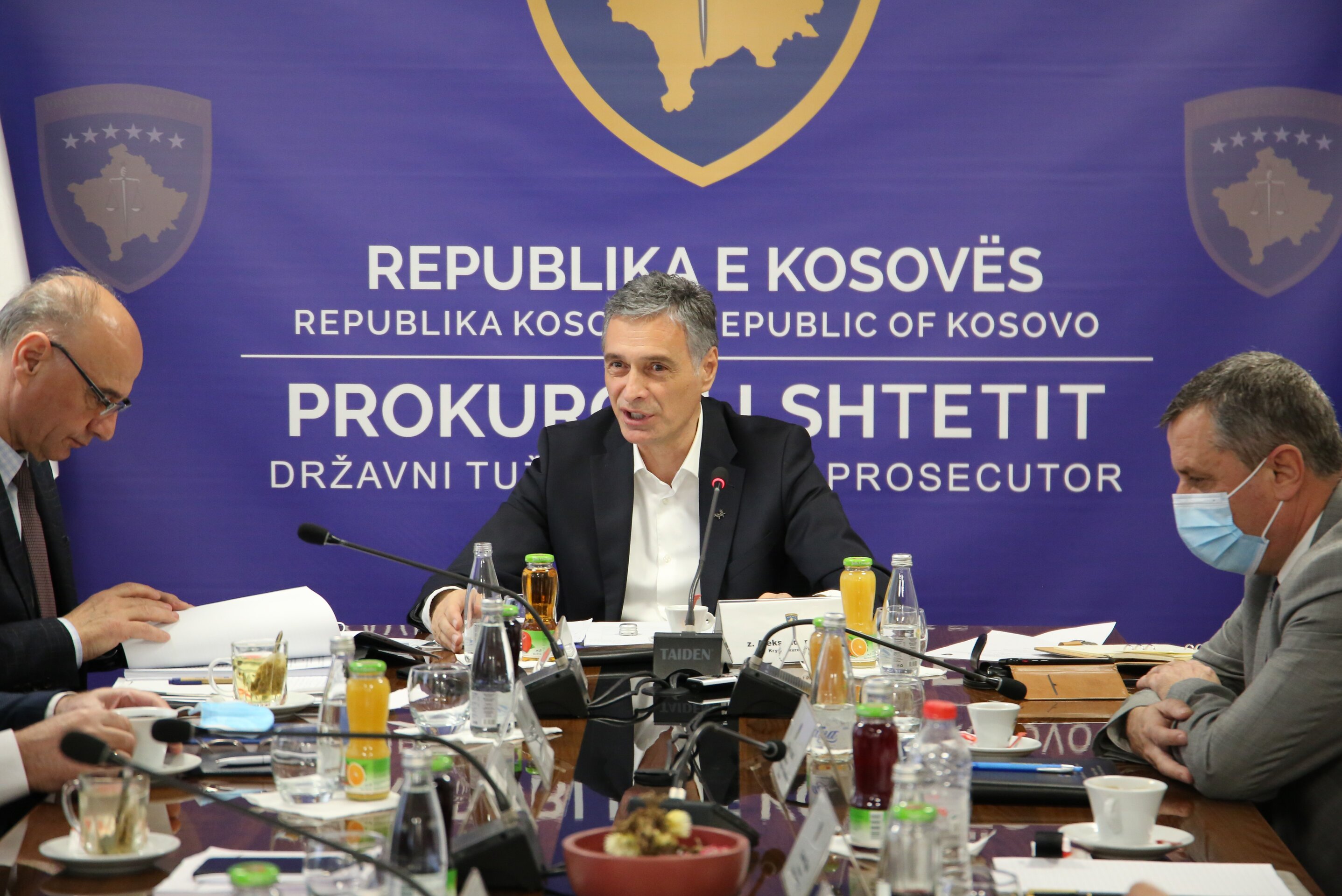 Kryeprokurori i Shtetit mbajti takimin e kolegjiumit të parë për vitin 2022 me kryeprokurorët e prokurorive të Republikës së Kosovës